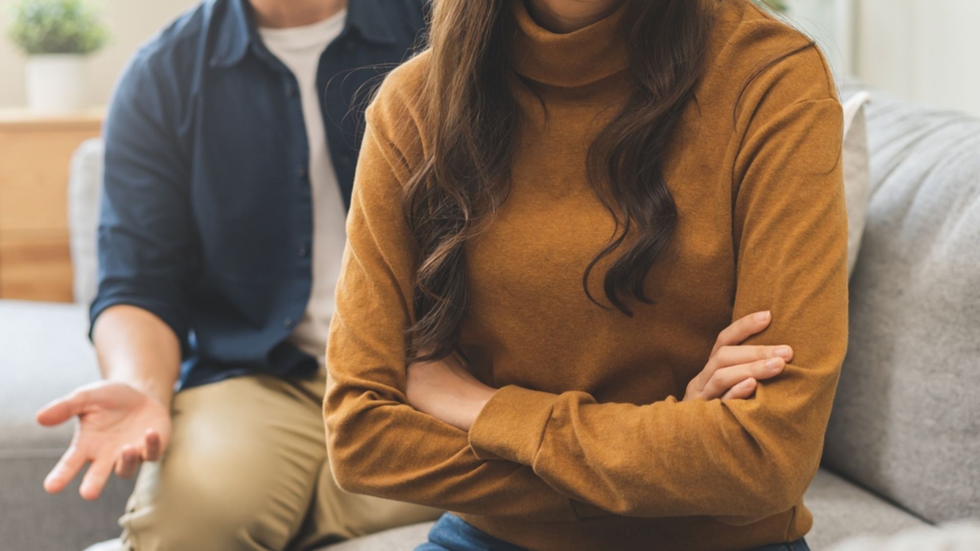 İlişkilerde kıskanmak: Ne zaman sorun olur ve nasıl başa çıkılır?