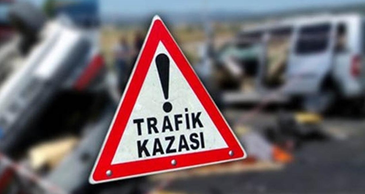 İşçileri taşıyan araç kaza yaptı, 3 kişi yaralandı