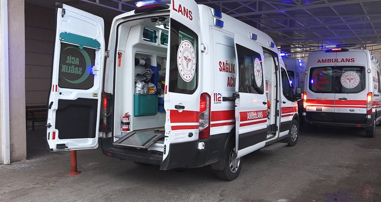 İki kardeş kavgada bıçaklanarak öldürüldü