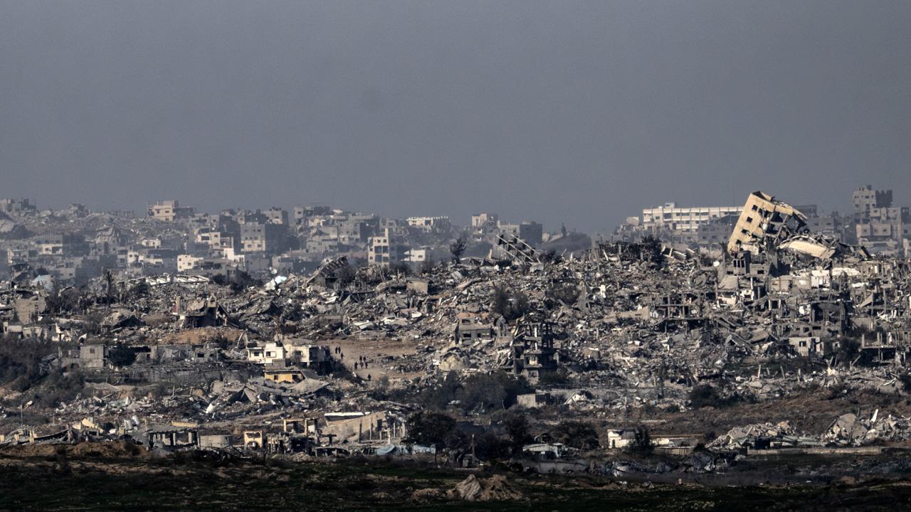 Katil İsrail’in Gazze’ye düzenlediği saldırılarda 9 Filistinli hayatını kaybetti